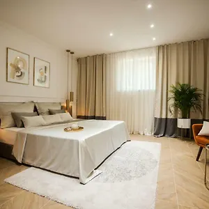Club Boutique 4*, Split Croatia