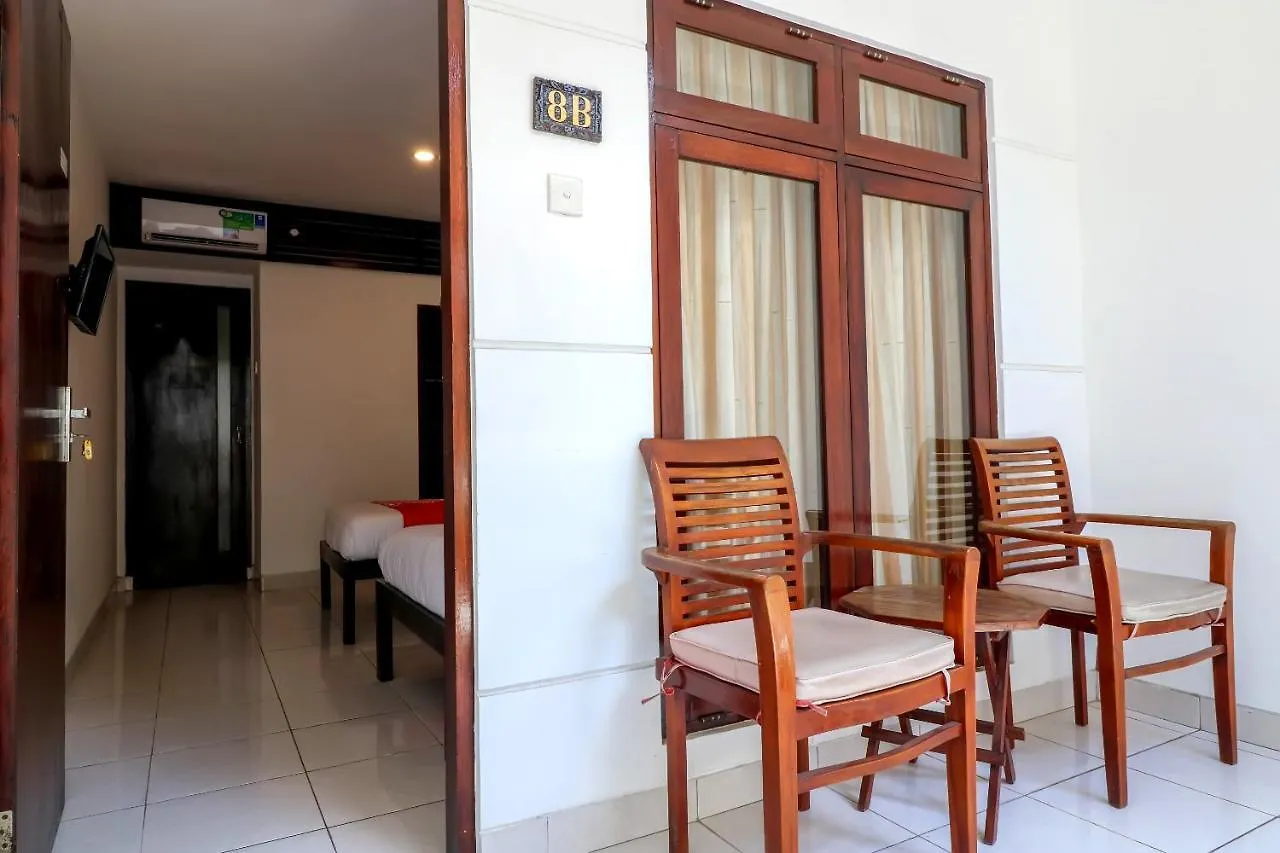Vaccinated Staff - Oyo 1741 Komala Indah Cottages Hotel Kuta (Bali)